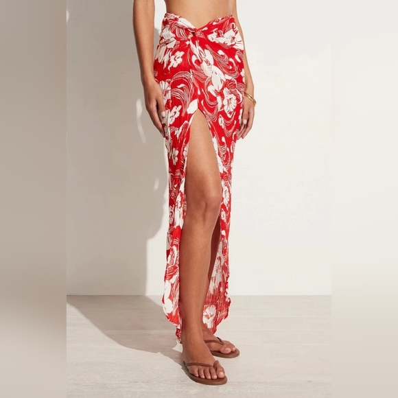 NWT Faithfull the Brand Lulu Maxi Skirt Camara Floral Print Red - Picture 4 of 6